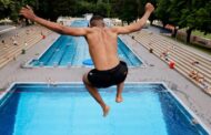 Schweizer Freibad verdoppelt Eintrittspreis für Ausländerð¥Das Freibad der Schweizer