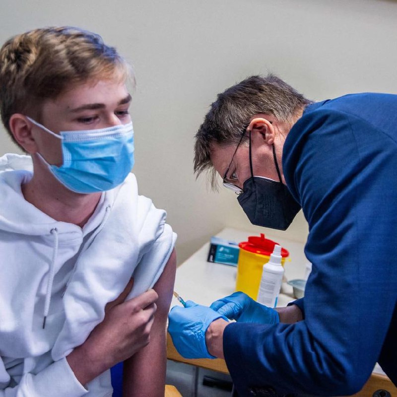 Lauterbach wollte „Boostern von Kindern“ gegen jede fachliche Empfehlung