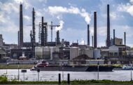 Irankrieg sorgt für Materialknappheit in deutschen UnternehmenDer deutschen Industrie