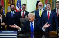 25 Prozent: Trump kündigt neuen Zoll auf Pkw und