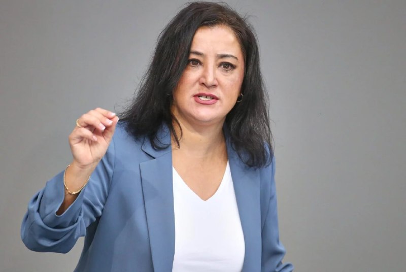 Nach Gewaltexzess: Linken-Politikerin kassiert Vorstrafeð¥Das Amtsgericht Stuttgart hat gegen