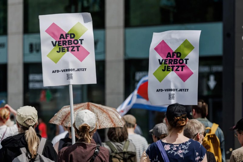 Linksgrüne Verbotsphantasien: Mehr als 1.000 Juristen unterstützen AfD-VerbotsverfahrenMehr als