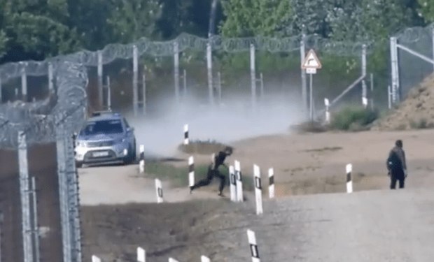Gewaltbereite Migranten mit Schusswaffen auf dem Weg nach Deutschland?