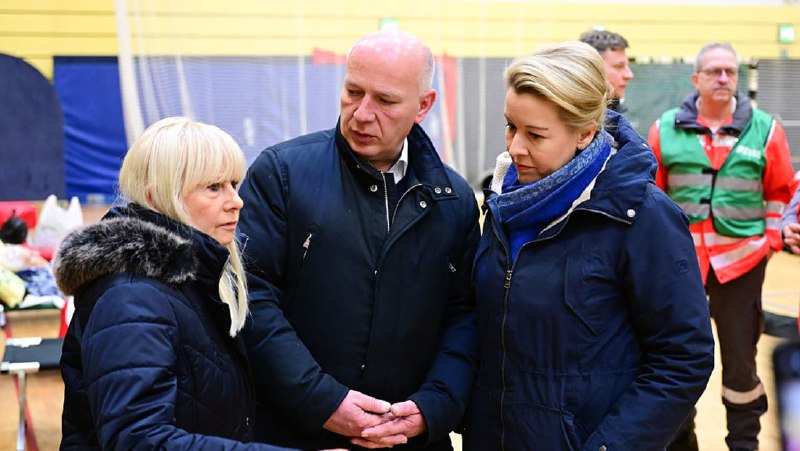 Illegale wohnen kostenfrei im Luxus, Deutsche müssen nach Anschlag