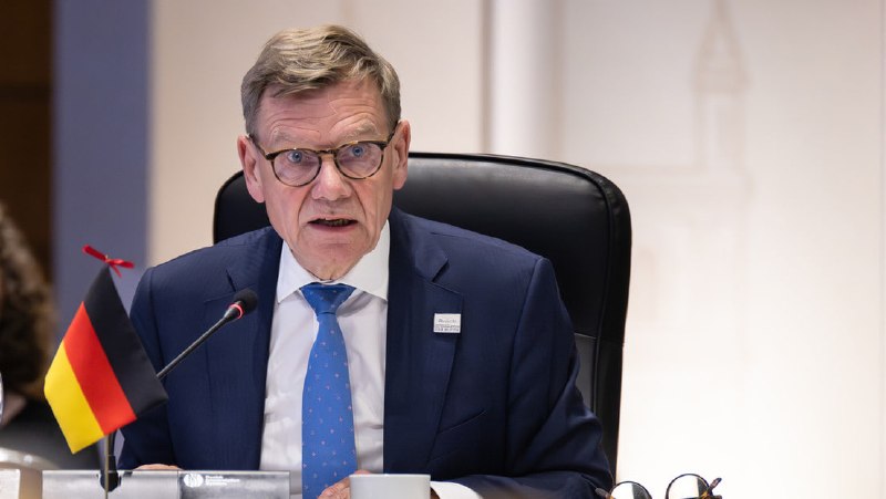 Wadephul mit absurder Forderung: Iran soll Deutschland Gebühren für