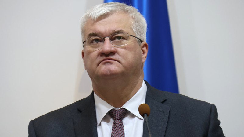 Ukrainischer Außenminister will Friedensgespräche beschleunigen: 