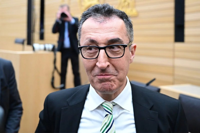 Total verblendet: Baden-Württembergs Jugend wählt mehrheitlich GrünDie Jungwähler wenden