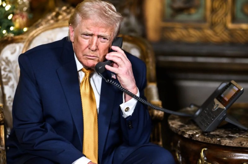 Trump rief wegen Epsteins Verbrechen bei der Polizei anDer