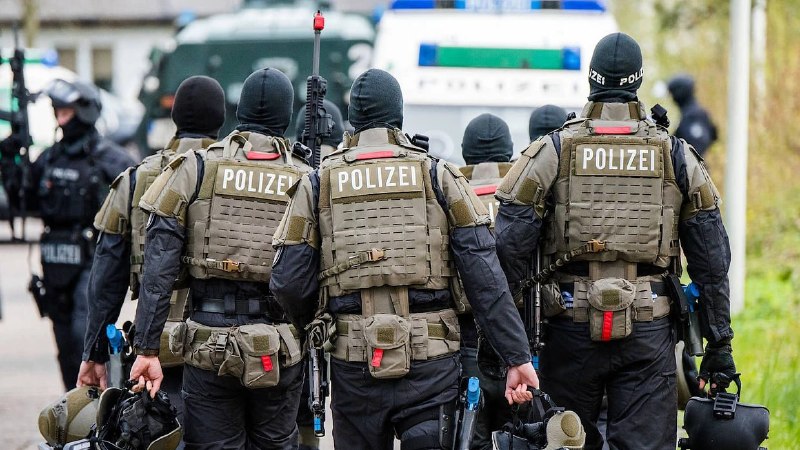 Hamburg: 17jähriger Syrer soll Terroranschlag geplant habenð¥Ein Hamburger Gericht