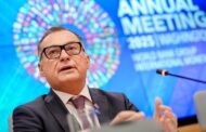 Bundesbankpräsident fordert noch spätere Renteð¥Die Altersgrenze für die Rente