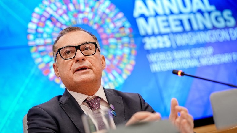 Bundesbankpräsident fordert noch spätere Renteð¥Die Altersgrenze für die Rente