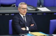 Digitalminister Wildberger ließ Reden und Texte von KI schreibenð¤¡Bundesdigitalminister