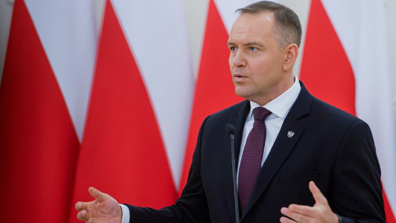 Polens Präsident Nawrocki will eigene Atomwaffen entwickeln lassenPolens Präsident