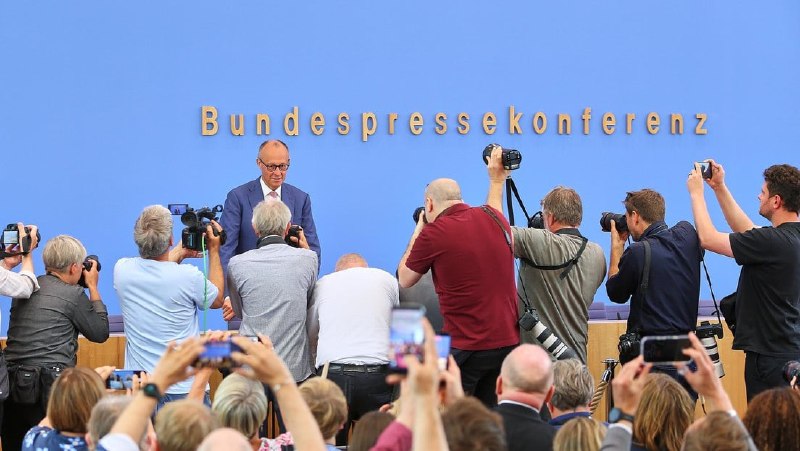 Sommerpressekonferenz: Merz kündigt an, AfD-Ministerpräsidenten