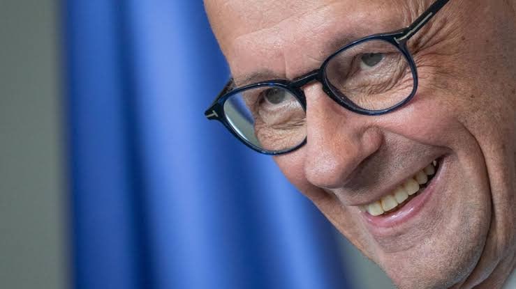 Deutsche Wirtschaft in der Krise: Kritik an Merz wächstDie