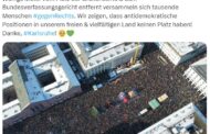 Am Platz der Grundrechte demonstrieren linksgrüne Fanatiker für den