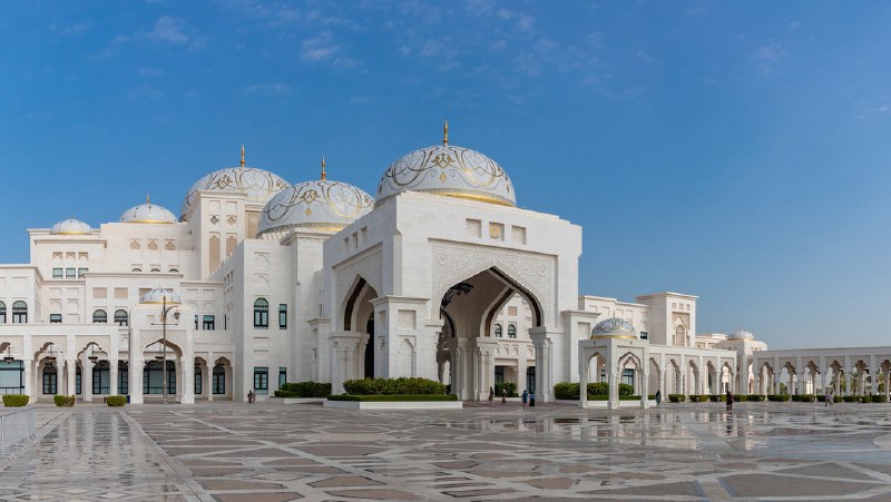 Erstes Gespräch zwischen Russland, USA und Ukraine findet in