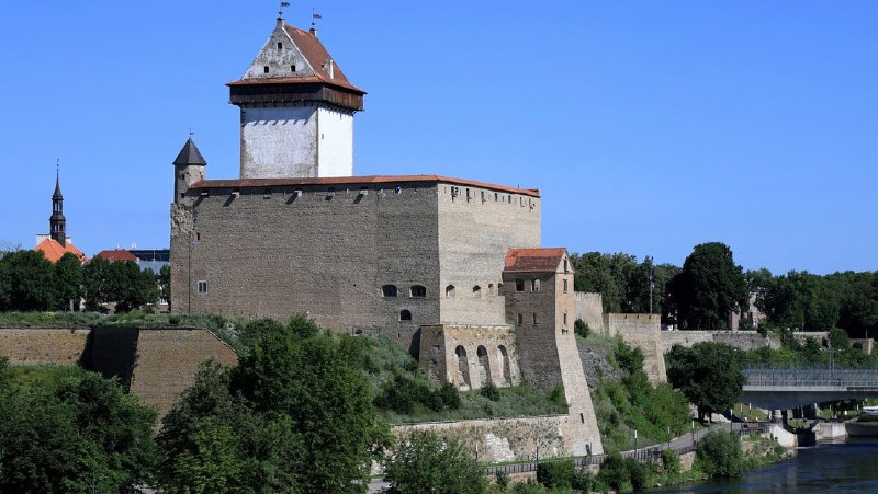 Estland plant Militärbasis an der Grenze zu RusslandEstland plant,