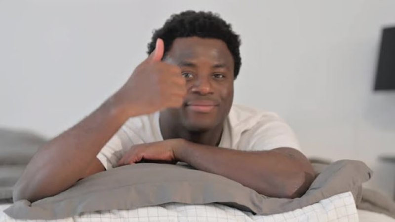 Sozialgericht Hamburg stellt klar: Illegale müssen standesgemäß vom Steuerzahler