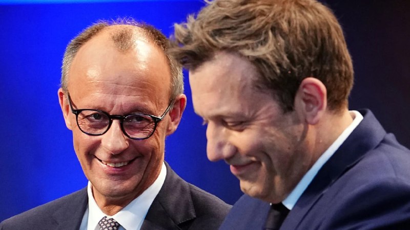Schlaraffenland BRD: Fast jeder dritte Euro fließt in den