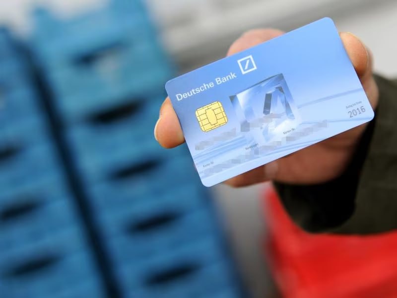 In Hamburg, Hannover und Bayern sollen digitale Bezahlkarten für