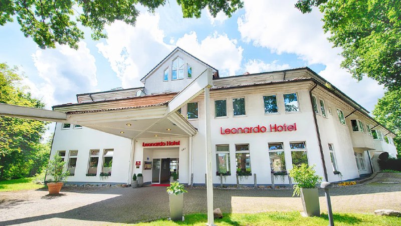 Luxusaufenthalte für Illegale: Hamburg mietet Hotels für 160 Mio.