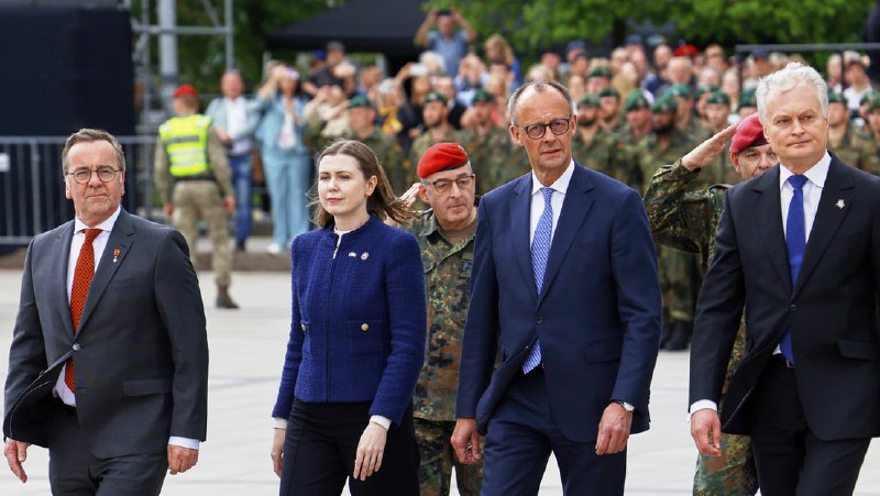 Pistorius schließt Rückkehr zur Wehrpflicht nicht ausBundesverteidigungsminister Boris Pistorius