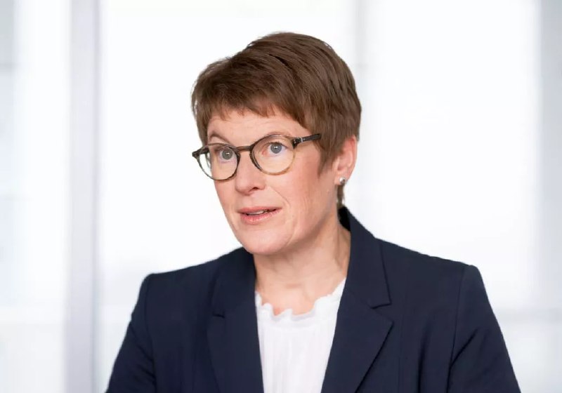 Wirtschaftsweise Veronika Grimm fordert Rentenkürzungen zur Haushaltssanierungð¥Veronika Grimm, eine