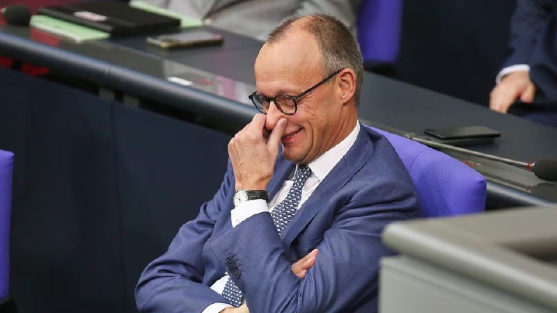 „Knallharte Migrationswende“?: 2025 wurde gerade einmal 8.200 Ausländern das