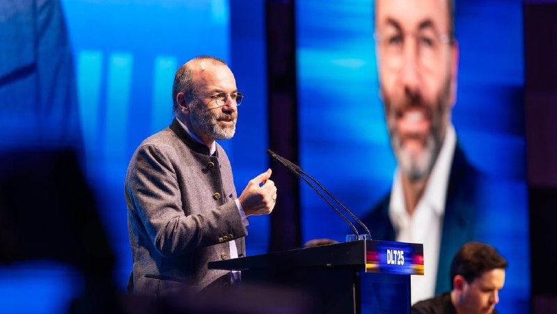 EVP-Chef Manfred Weber will deutsche Soldaten unter EU-Flagge in