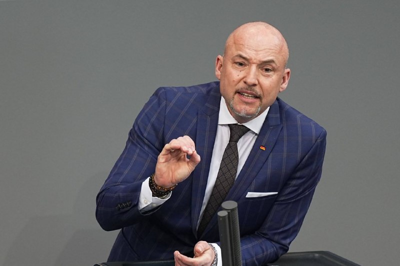 СSU-Landesgruppenchef will Ukraine zur Drohnenhilfe für Deutschland verpflichtenImmer mehr