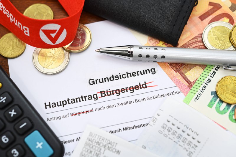 Bürgergeld heißt jetzt Grundsicherung – doch ab sofort droht
